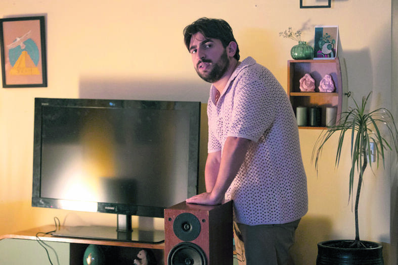 אדם גבאי, מתוך 'בלאדי מורי' (צילום: חן הוד) אדם גבאי, מתוך 'בלאדי מורי'