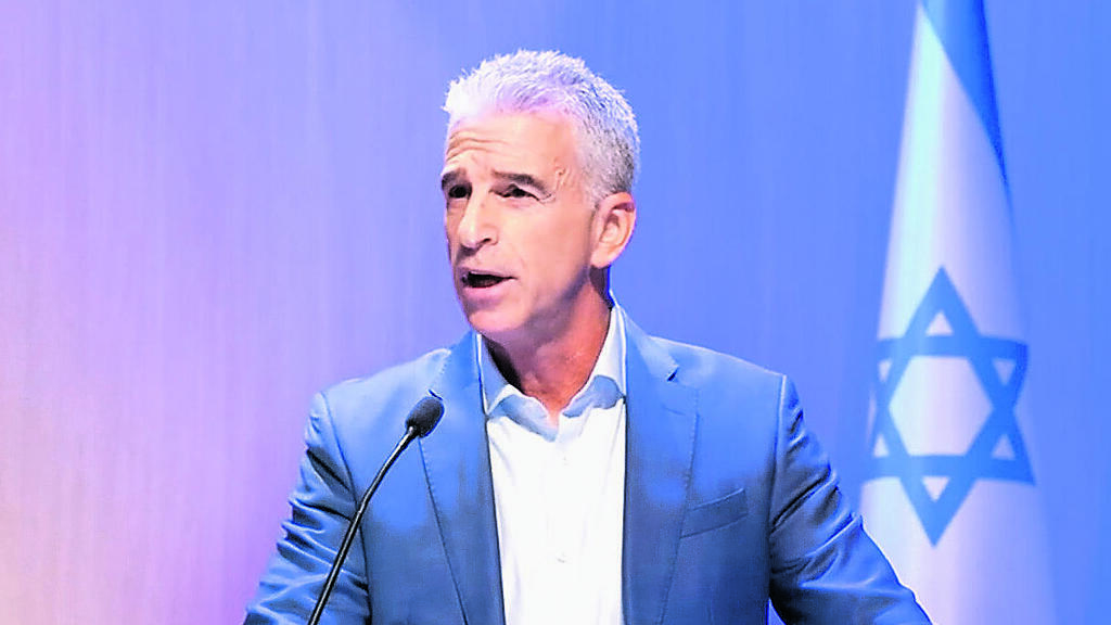 ראש המוסד ברנע. המליץ לנתניהו למנות את א' (צילום: המוסד) ראש המוסד דוד (דדי) ברנע בכנס לרגל 50 שנה למלחמת יום כיפור