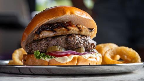 5 Israeli burger joints you wouldn't want to miss