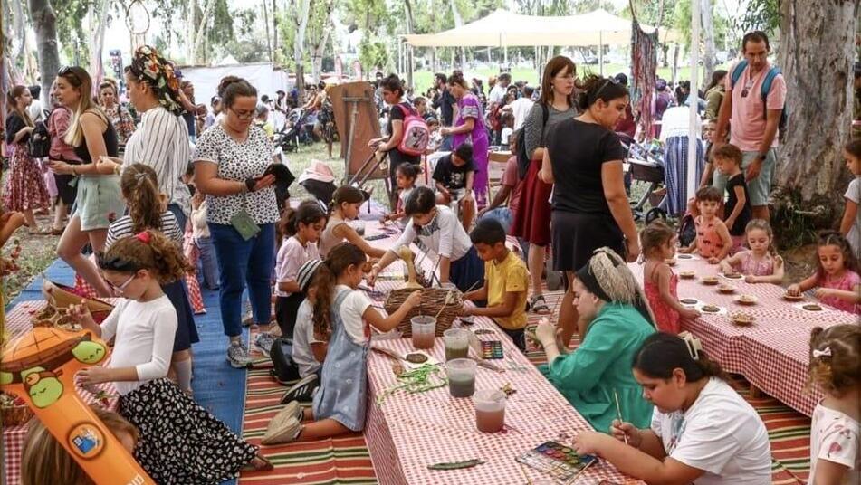 סוכה למחשבה בשדרות