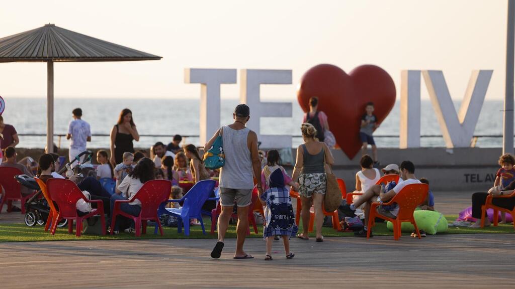 סוכות בנמל תל אביב