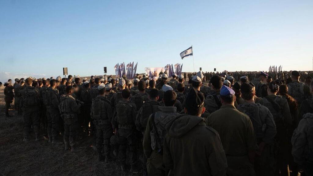 ״מרגיש אחרת. הפעם יש תקווה״. הלוחמים (צילום: דובר צה"ל) לוחמי צק"ח גבעתי בגבול רצועת עזה