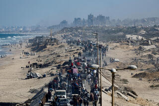 פלסטינים בציר נצרים עקורים פלסטינים בציר נצרים