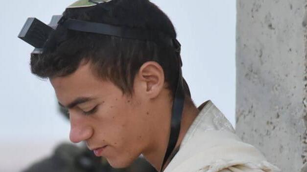 עם אקדח אחד מול עשרות מחבלים, יוסף הציל את חבריו – והשאיר צוואה של אהבת חינם