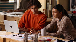 מקבוק פרו החדש עם שבב ה-M5