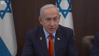 נתניהו בפתח ישיבת הממשלה נתניהו בפתח ישיבת הממשלה