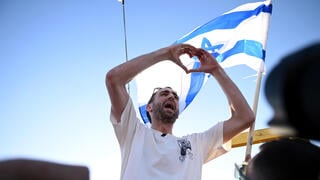 אבינתן אור בבית