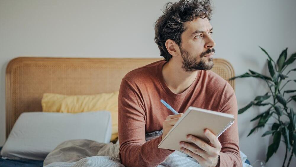 טקס שחרור. כתבו רעיון יצירתי (צילום: shutterstock) לכתוב רעיון יצירתי