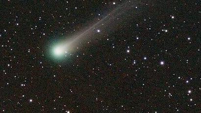 מבט מקדים מרחוק. השביט למון כפי שצולם ב-2 באוקטובר בטלסקופ קטן (70 מילימטר) מבט מקדים מרחוק. השביט למון כפי שצולם ב-2 באוקטובר בטלסקופ קטן (70 מילימטר)