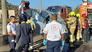 זירת התאונה, הבוקר תאונת דרכים בכביש 443 סמוך למחלף בית חורון