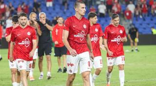 שחקני הפועל תל אביב מאוכזבים בסיום