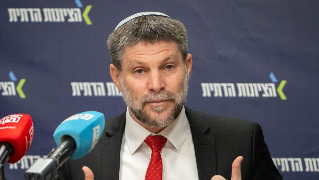 "איש מאוד קיצוני ולא מחושב, שצריך להעליב את כל מי שהוא רואה". סמוטריץ' (צילום: שלו שלום ) סמוטריץ': אלה שנעלבו עבור הסעודים, איפה הייתם כשהם האשימו את צה"ל ברצח עם?
