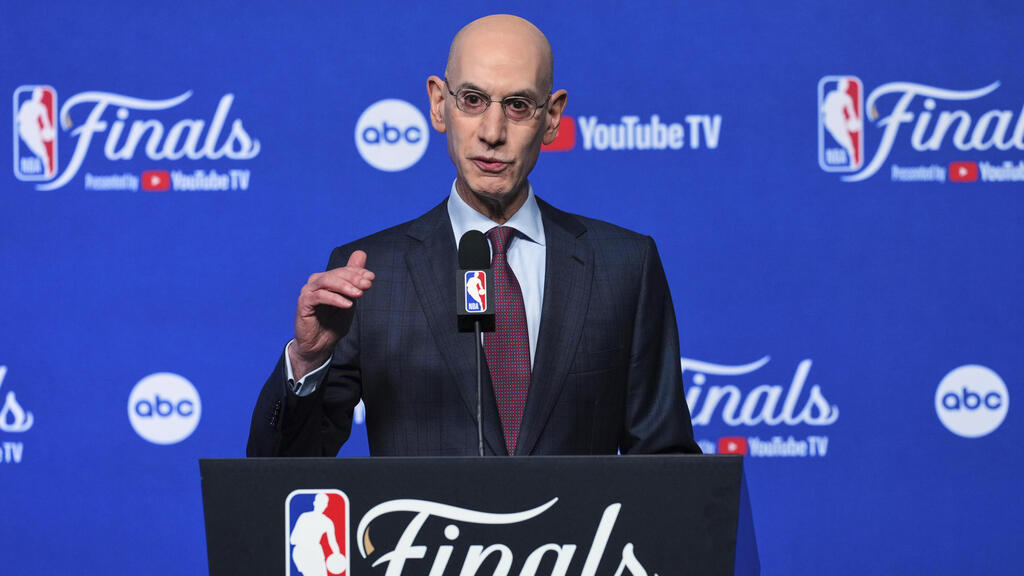 סילבר (צילום: AP Photo/Nate Billings, file) סילבר