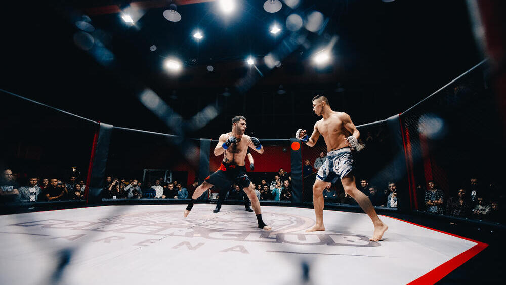 וארוס טדבוסיאן נגד קרימבייב אלטניבק, טומסק, רוסיה, 2017 (צילום: Parilov Shutterstock) וארוס טדבוסיאן נגד קרימבייב אלטניבק, טומסק, רוסיה, 2017