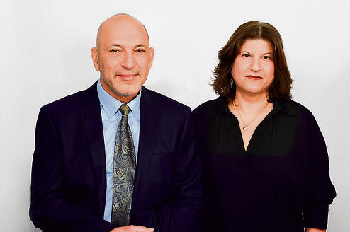 עורכי הדין ורד כהן ורענן בר און צילום פרטי עו"ד ליטל דוברוביצקי yk14567351