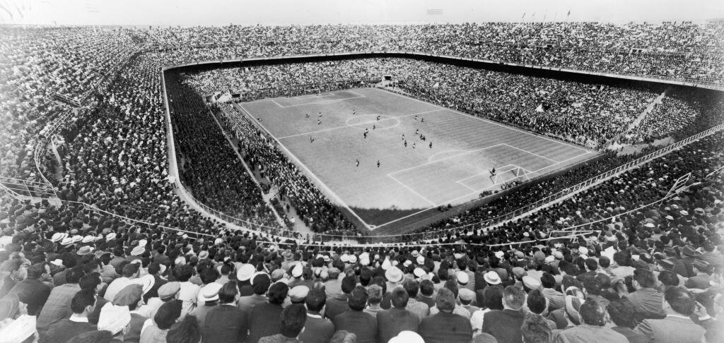 מאה שנות כדורגל. סן סירו בשנות ה-50 (צילום: Keystone/Getty Images) סן סירו בשנות ה-50