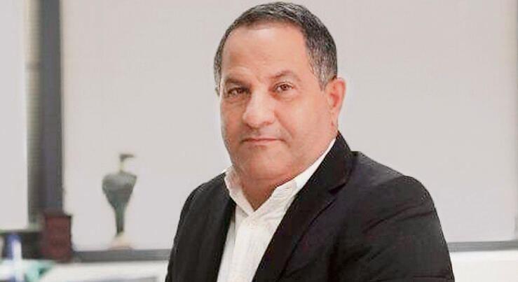 "תן לנו משהו על מיקי זוהר". עזרא גבאי | צילום: מתוך אתר החברה גבאי סוכנות לביטוח yk14570555