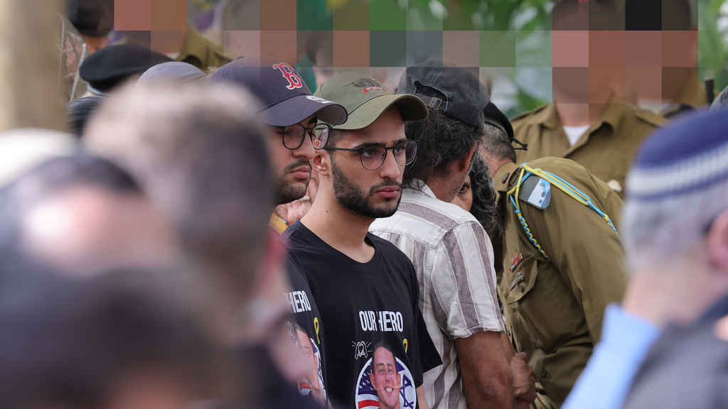 הלווייתו של סרן עומר נאוטרה ז"ל, בבית העלמין בקרית שאול