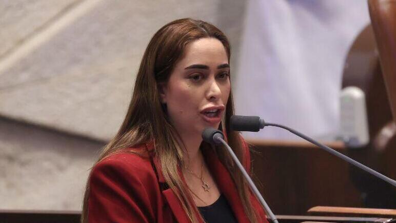 מאי גולן (צילום: אלכס קולומויסקי) דיון 40 חתימות במליאת הכנסת