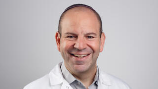 ד"ר דין לוטרין