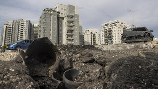 זירת נפילת רקטה באשקלון