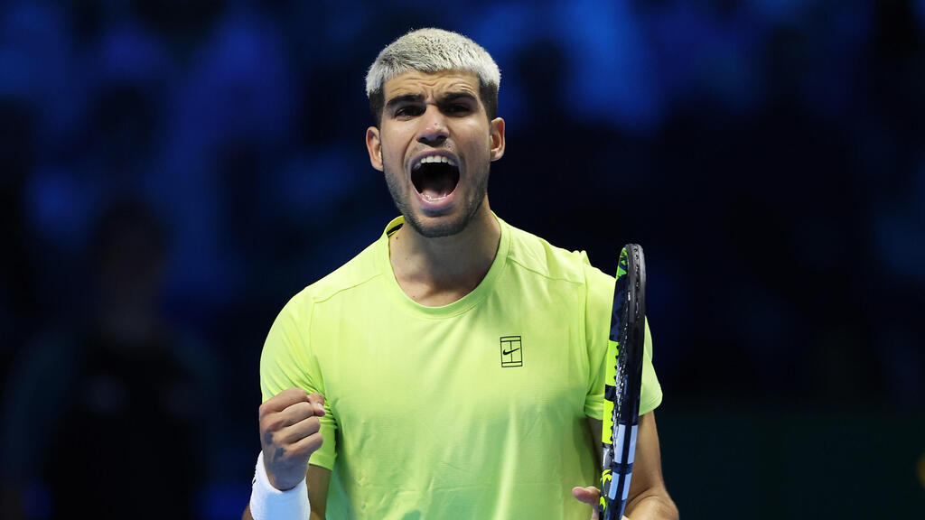 אלקראס חוגגת את הניצחון על פריץ. (צילום: Brunskill/Getty Images) קרלוס אלקראס מנצח את טיילור פריץ