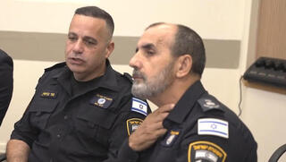 מני בנימין לצד המפכ"ל דני לוי