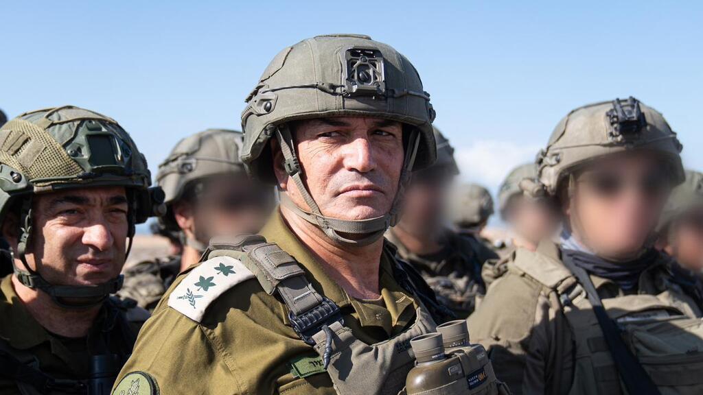 הרמטכ"ל זמיר. דורש את מכסת החודשיים וחצי מילואים בשנה לכל משרת למשך חמש השנים הקרובות (צילום: דובר צה"ל) הרמטכ"ל בהערכת מצב ברצועת עזה