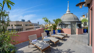 אי של שלווה בלב העיר מלון נורדוי