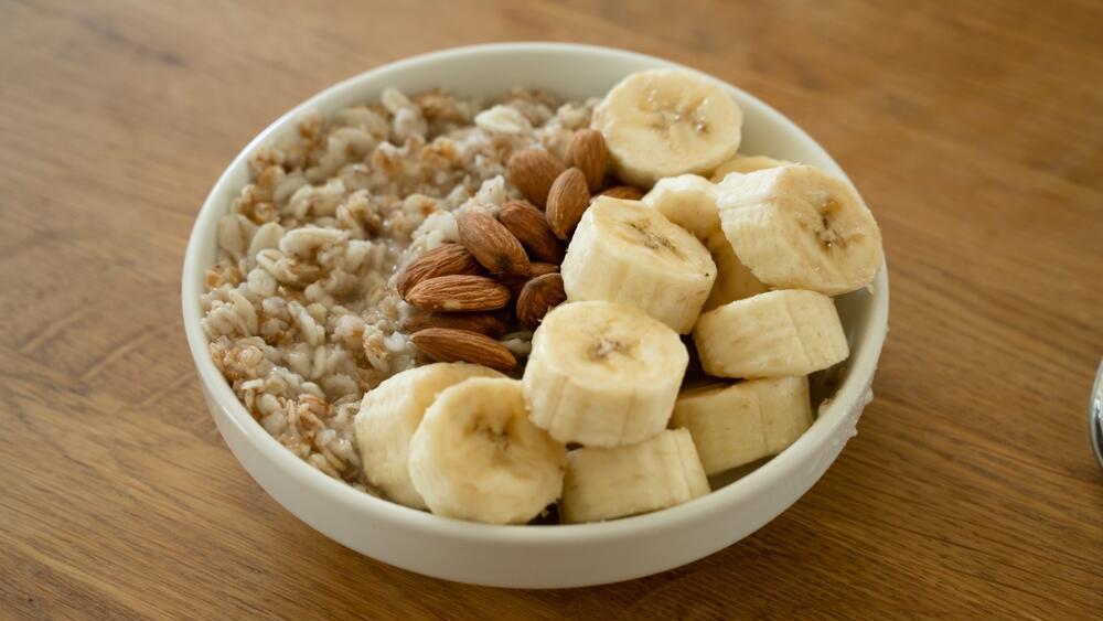 יוגורט עם פירות