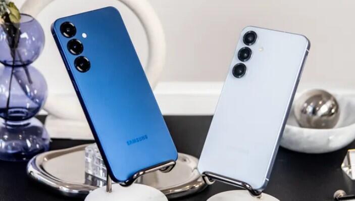 S25 של סמסונג. הדגמים של שנה הבאה הולכים כנראה להיות יקרים יותר