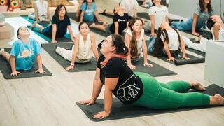 יוגה בגיל צעיר. מתוך התערוכה ״יוגה וחיות אחרות״