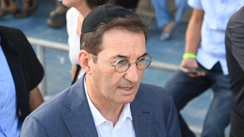 ״נחוש להשלים את הסדרת הסוגייה״. ח״כ ביסמוט (צילום: יאיר שגיא) טקס הספדים לזכרה של מרים פיירברג - איכר ז"ל, באצטדיון שנקרא על שמה
