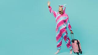 חשבתם להתלבש ככה לטיסה? תחשבו שוב חשבתם להתלבש ככה לטיסה? תחשבו שוב