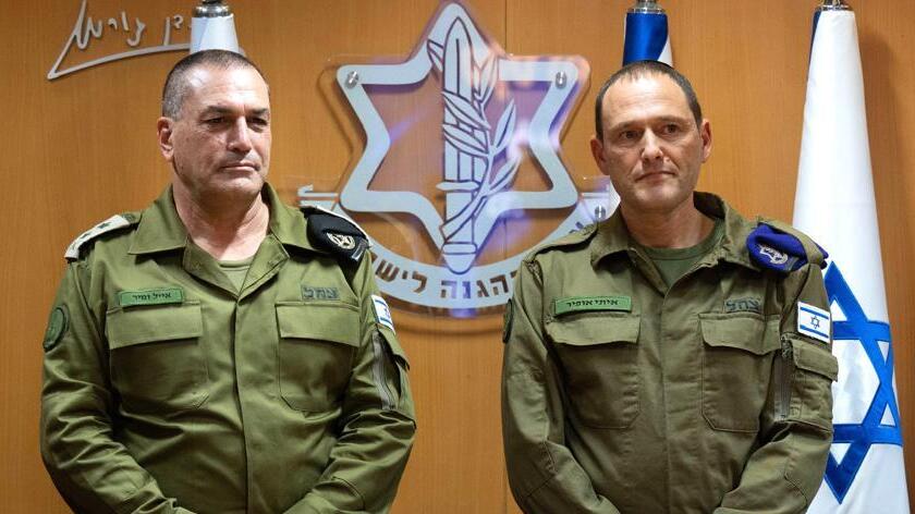 "מעריך ומגבה". הפצ"ר איתי אופיר עם הרמטכ"ל אייל זמיר (צילום: דובר צה"ל) איתי אופיר ישראל כ"ץ אייל זמיר