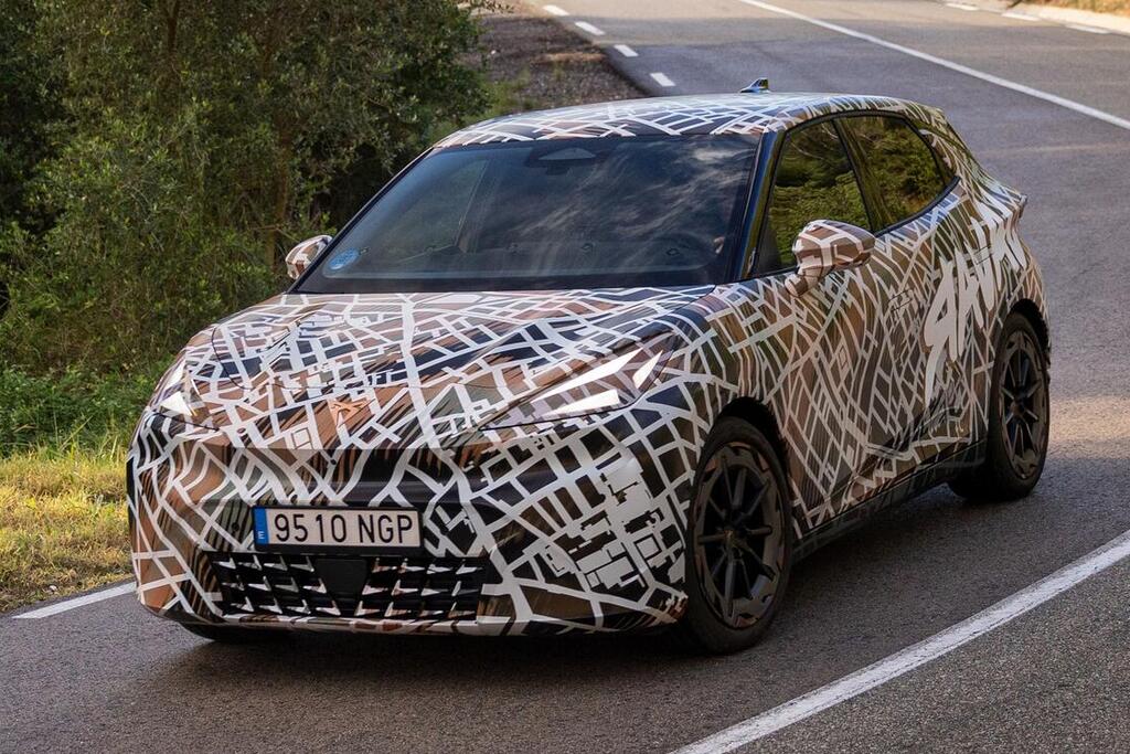 רנו 5 על הכוונת: קופרה תציג בקרוב חשמלית קטנה