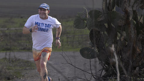 Israeli runner shatters limits with 5,500 km race