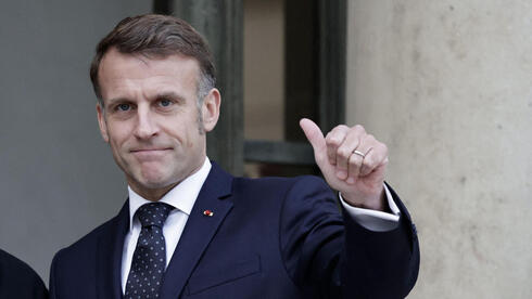 Macron invites Israel-Lebanon talks in Paris