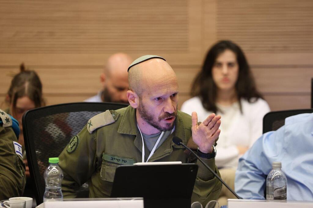 תא"ל שי טייב בדיון (צילום: אלכס קולומויסקי ) תא"ל שי טייב