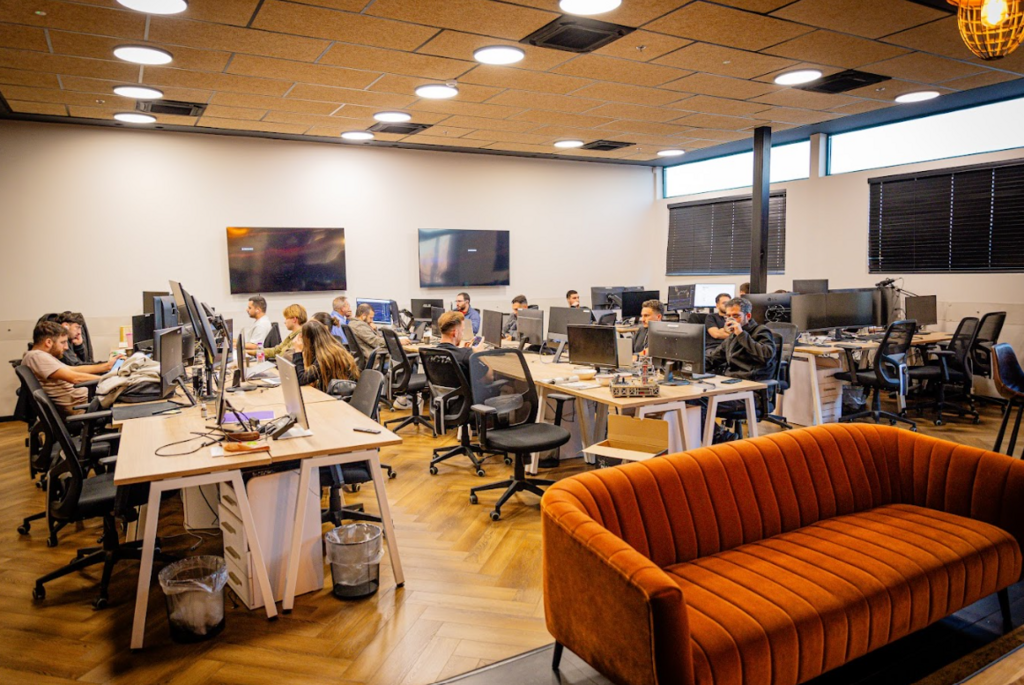 בוילר רום - Boiler Room