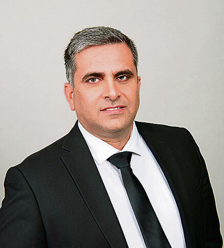 סופר. היו צעקות