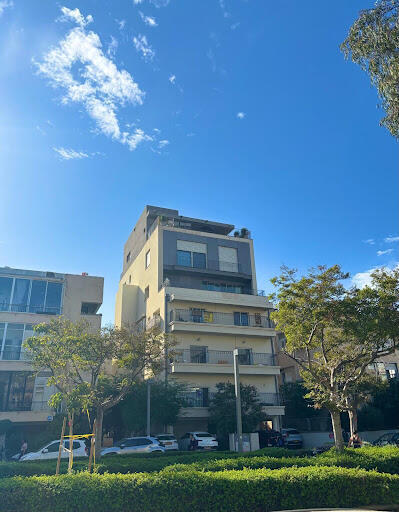 Photo: Noah Sander Housing market