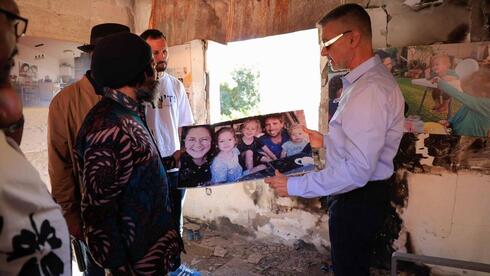 King rebukes Hamas, shifts stance after Israel trip