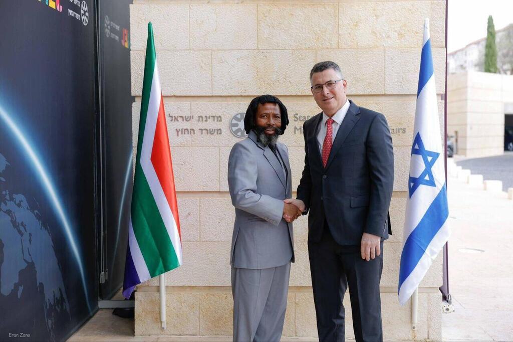 המפגש עם סער (צילום: ערן זנו) המלך עם גדעון סער