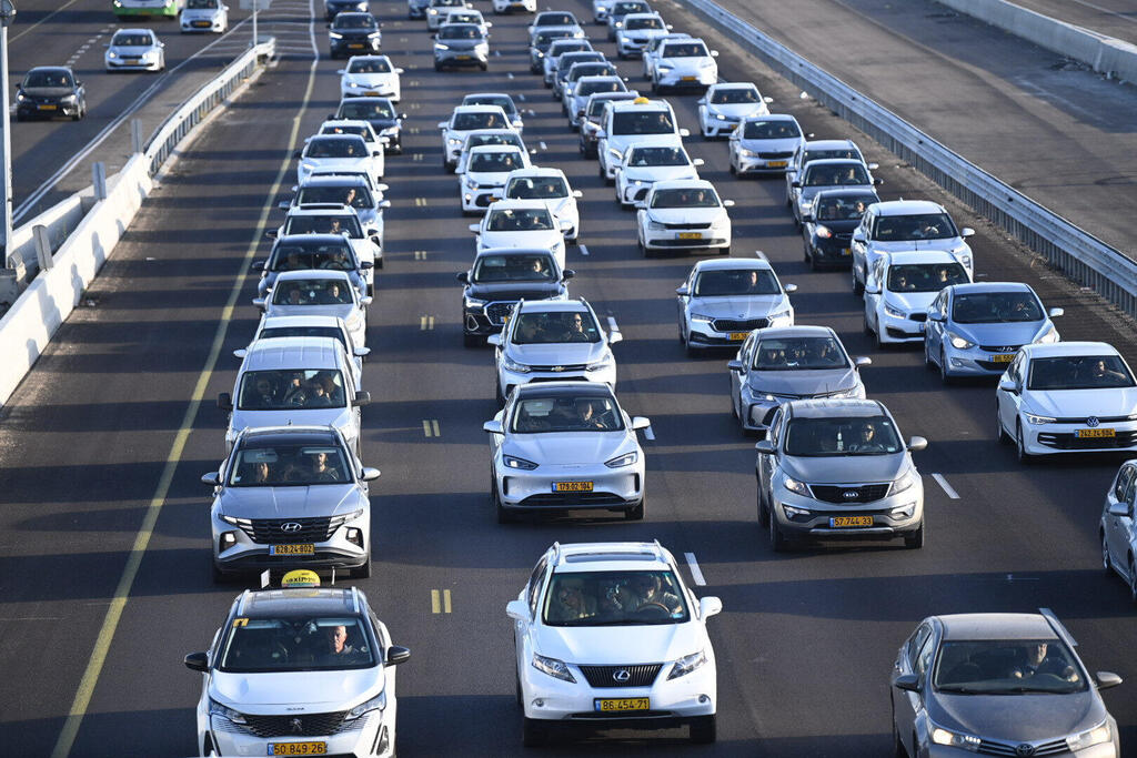 המהפך בשוק הרכב הושלם: שני המותגים המובילים מגיעים מסין המהפך בשוק הרכב הושלם: שני המותגים המובילים מגיעים מסין