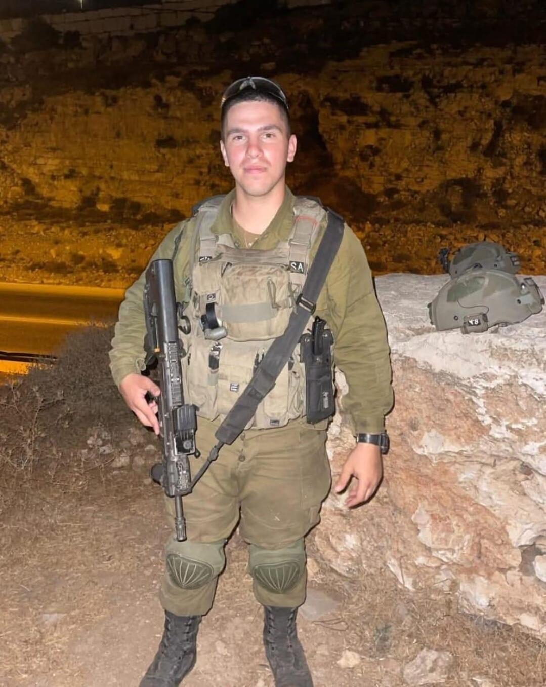 שי ארווס ז"ל (באדיבות המשפחה) גל- הד - יד לבנים - שי ארווס ז"ל