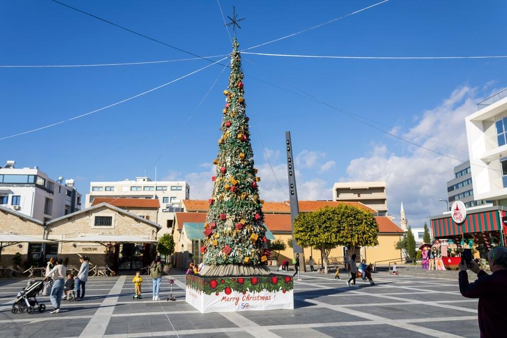 כריסמס בלימסול (צילום: Olga Donchuk / shutterstock) כריסמס בלימסול