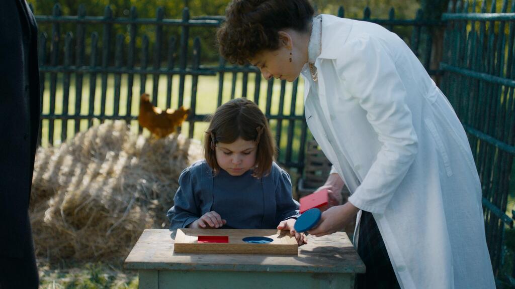 כוכבת ידועה בעולם בשמי החינוך. מתוך הסרט "מריה מונטסורי" (צילום: באדיבות קולנוע חדש) מתוך הסרט "מריה מונטוסורי"