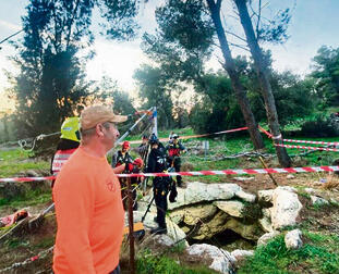 חילוץ הגופה ליד בית גוברין | צילום: יחל"ץ עציון־יהודה