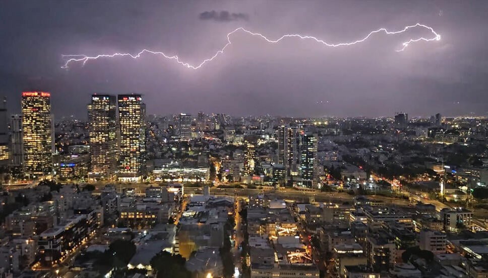 Photo: Ilan Kazaz תל אביב